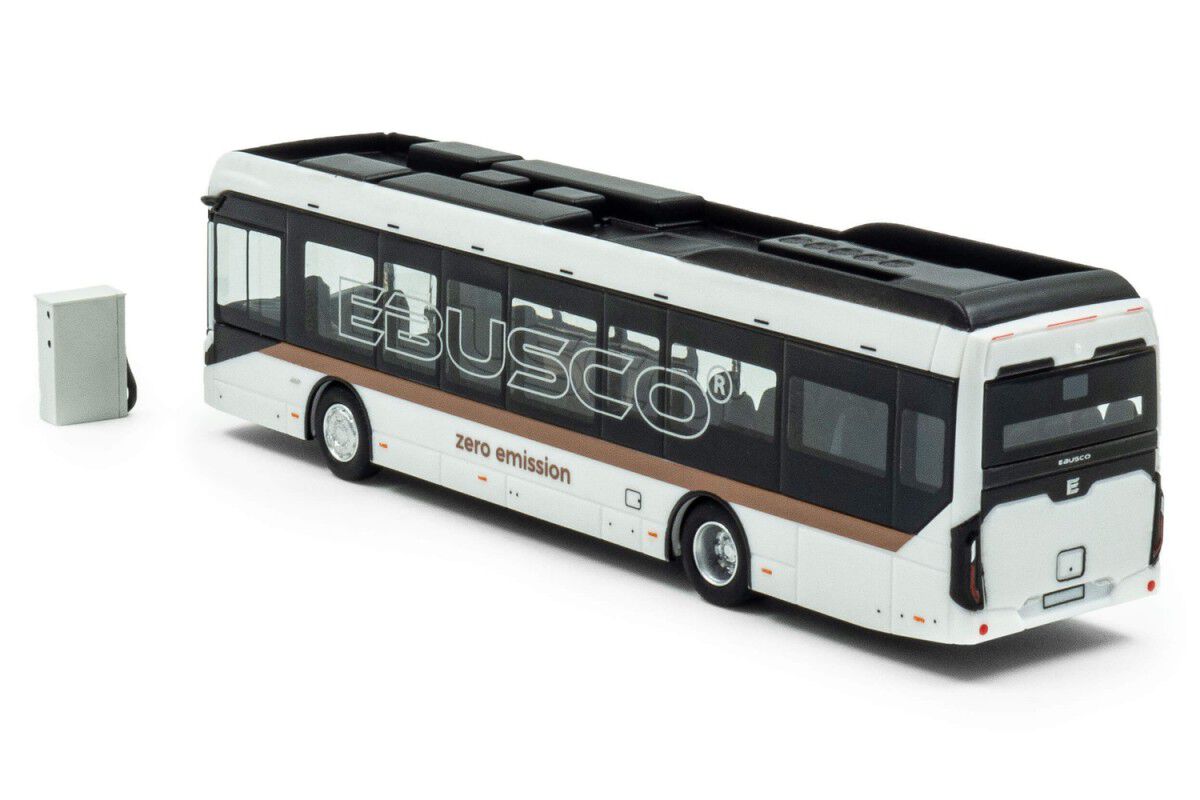 Bus avec borne de couleur blanc - EBUSCO 2.2 promo